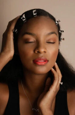 ANNIE - 12 Duck Bill Clips #3168 -Zoe Beauty Supply Shop 03168 Lauren crop