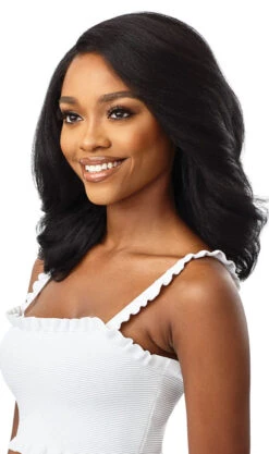 OUTRE - LACE FRONT WIG EVERYWEAR EVERY6 HT 16 OUTRE - LACE FRONT WIG EVERYWEAR EVERY6 HT -Zoe Beauty Supply Shop QLEWE6 Every6 1B Left