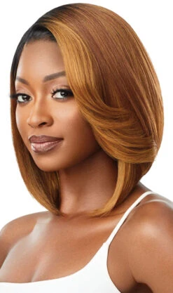 OUTRE - QL MELTED HAIRLINE DELUXE WIDE LACE PART WIG MYRANDA HT