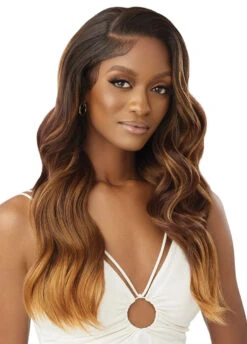 OUTRE - LACE FRONT WIG - PERFECT HAIR LINE 13X6 - MONIECE - HT 20 OUTRE - LACE FRONT WIG - PERFECT HAIR LINE 13X6 - MONIECE - HT -Zoe Beauty Supply Shop QLPH Moniece DRST4 Chocolate Gold Sub A 1