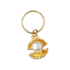 KISS - RED BRAID CHARM LUXURY HOOP PEARL SHELL HZ73 -Zoe Beauty Supply Shop redbykiss hz73 braidcharms product 649674068864 oct.28.2022